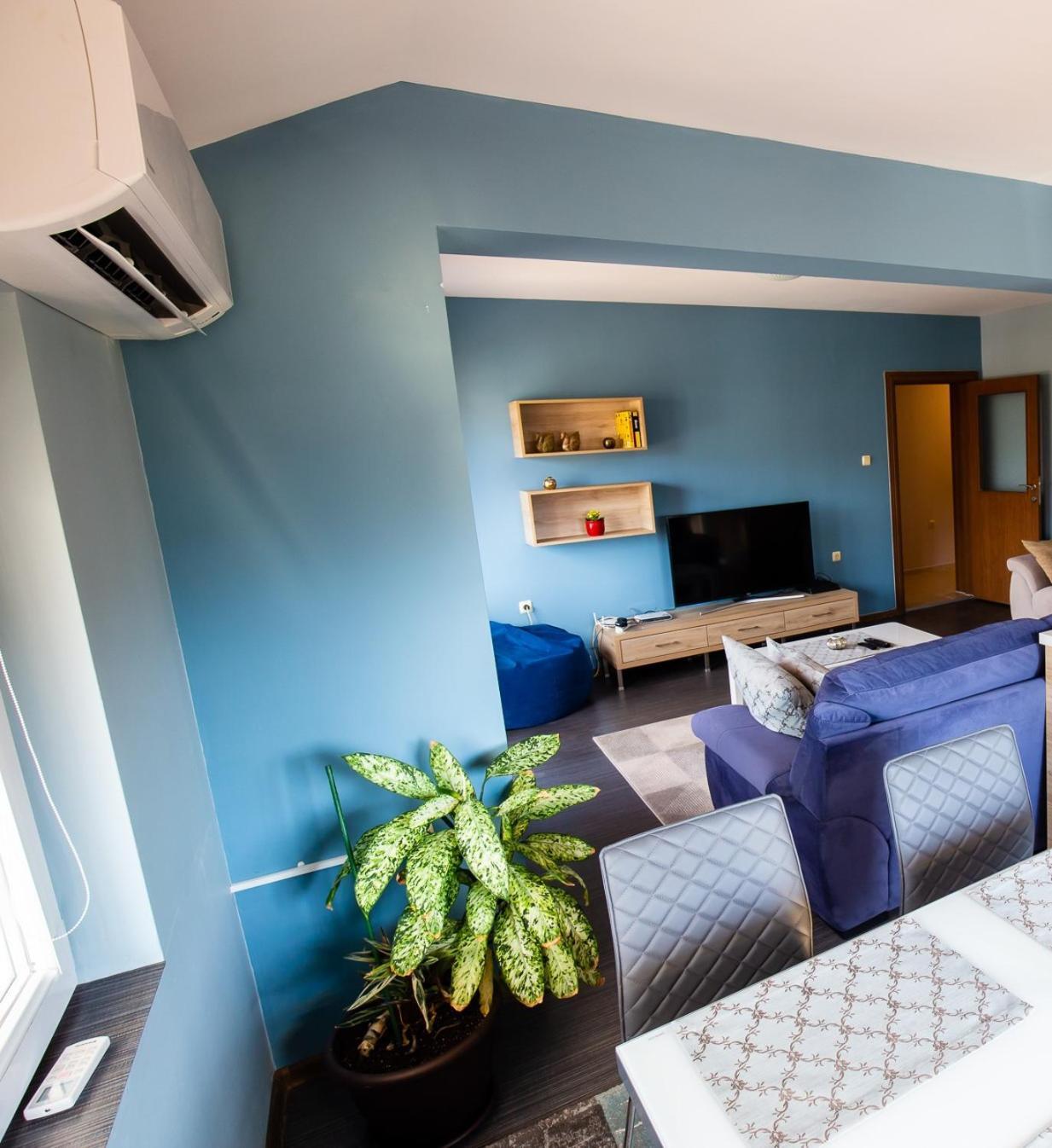 "Life Is Easy Apt" Warna Exterior foto